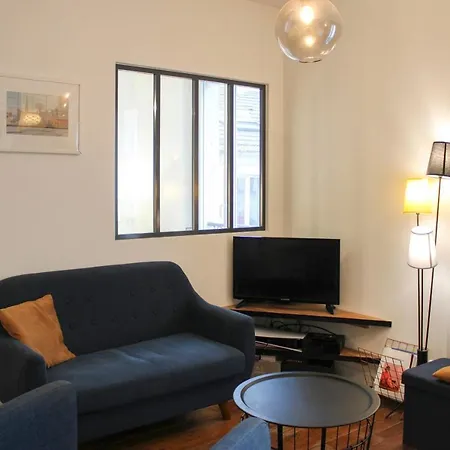 Nice T2 With Terrace In The Heart Of Apartment *